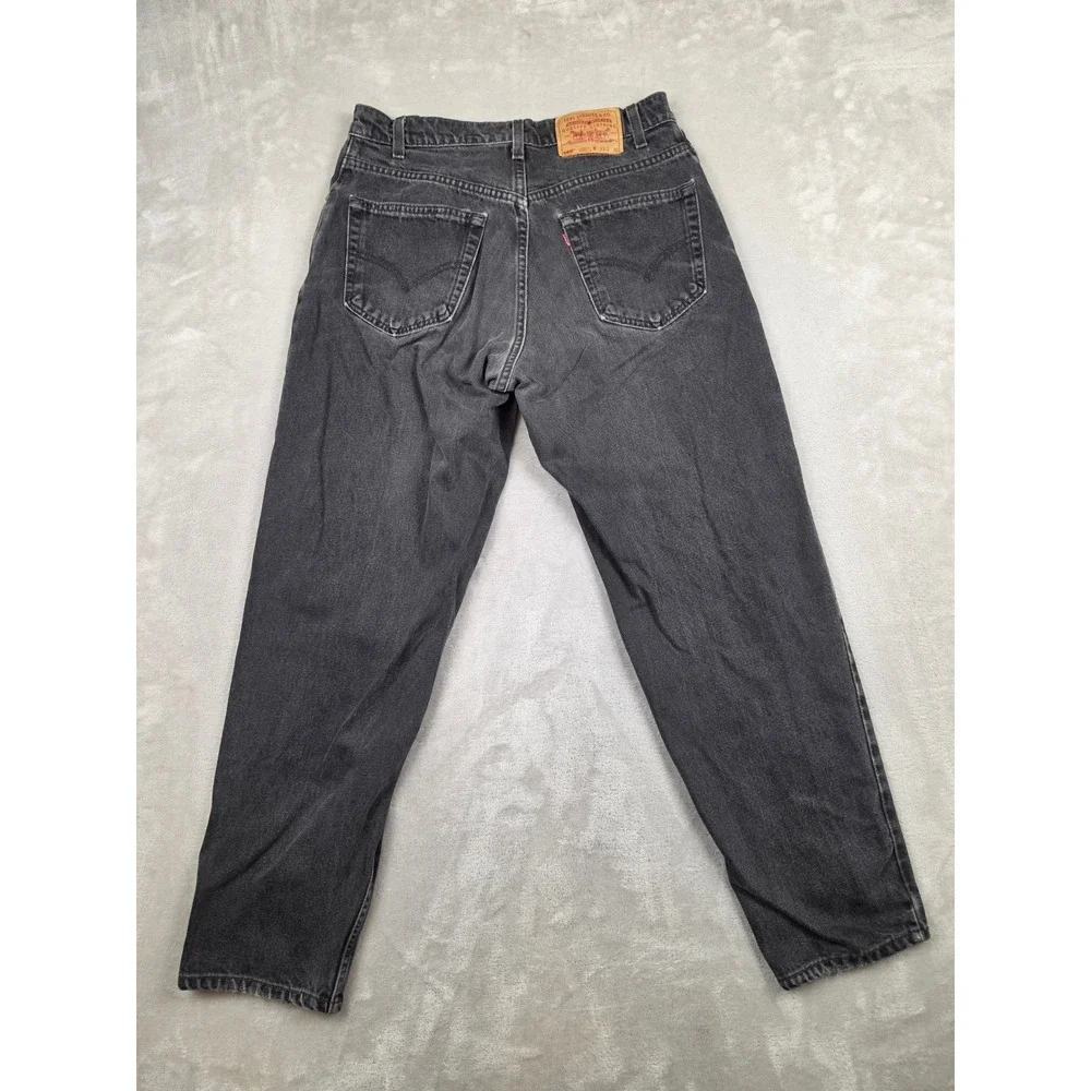 Levis little bit